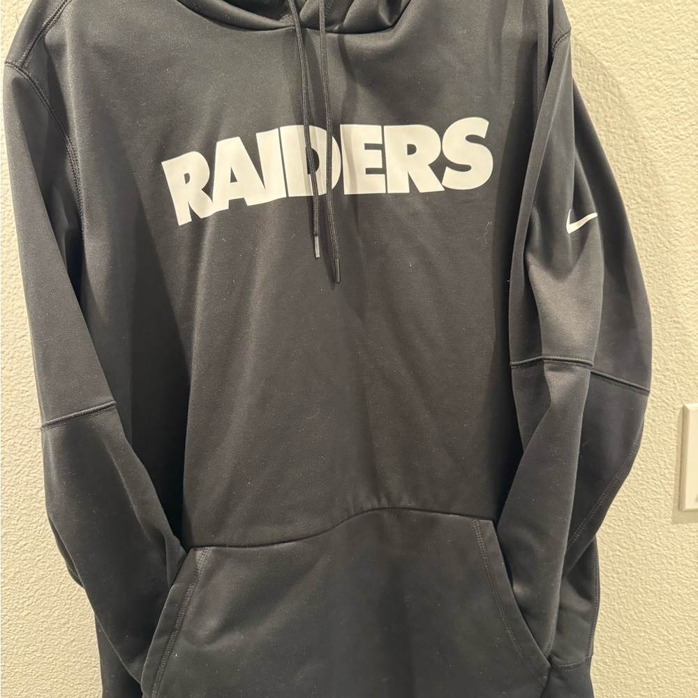 Nike Men's Black Raiders Sweater